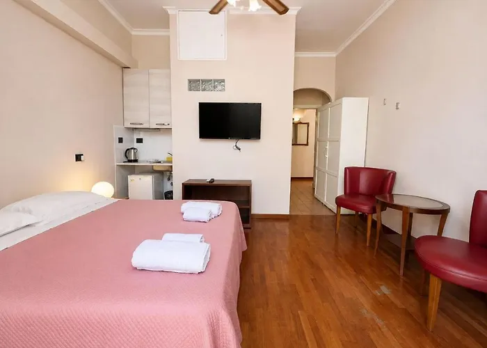 Appartement 3 Min From Termini Station - 3 Bedrooms - 3 Private Bathrooms *