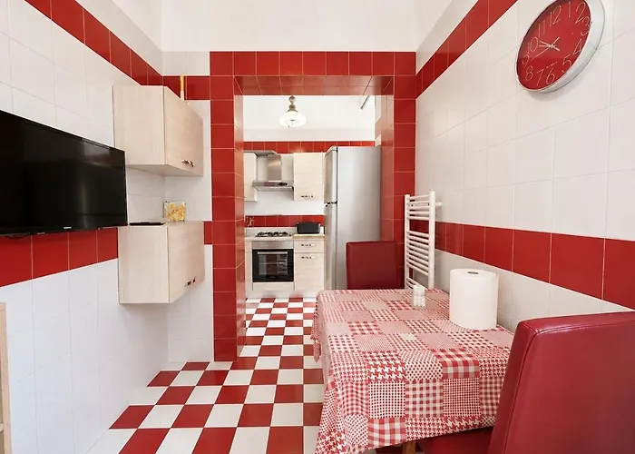 Appartement 3 Min From Termini Station - 3 Bedrooms - 3 Private Bathrooms